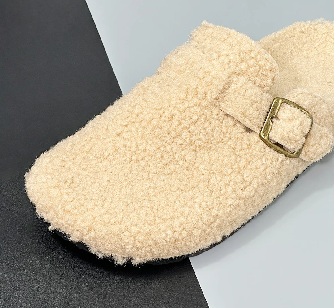 New Fall Winter Women furry clogs