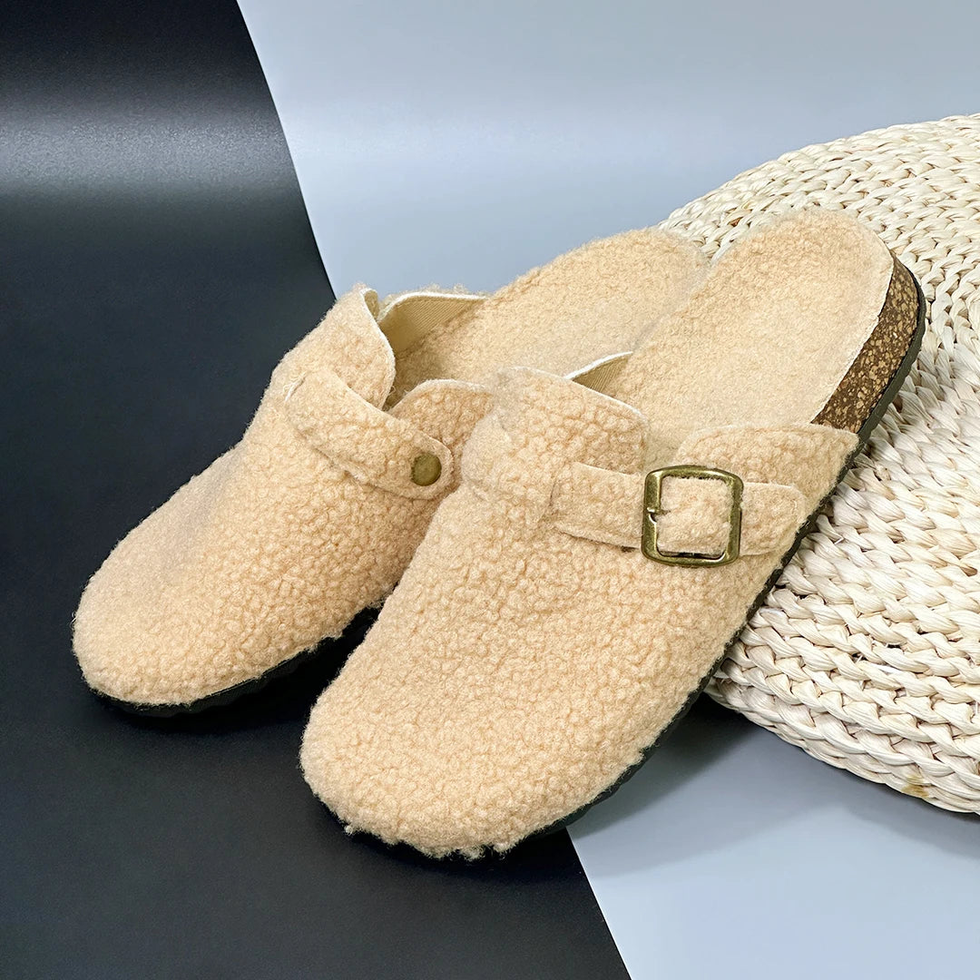 New Fall Winter Women furry clogs