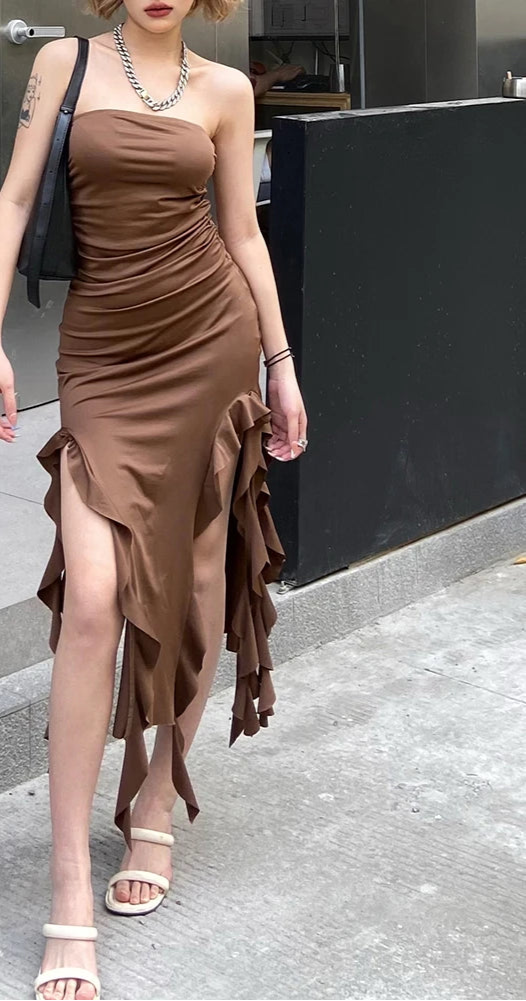 Elegant Strapless Midi Dress