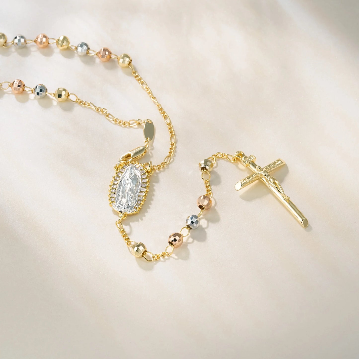 Elegant vintage style rose rosary beads