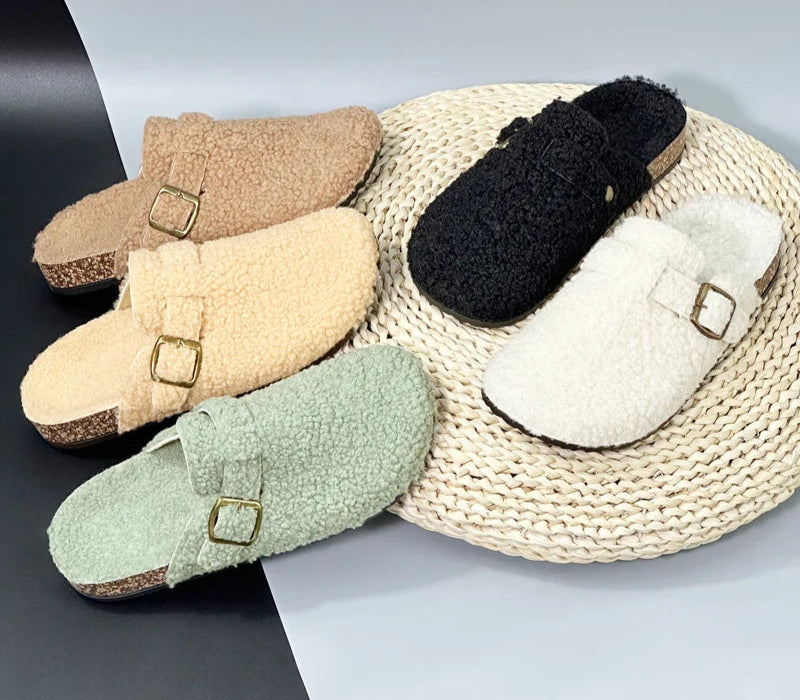 New Fall Winter Women furry clogs