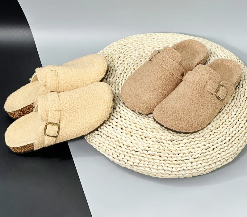 New Fall Winter Women furry clogs
